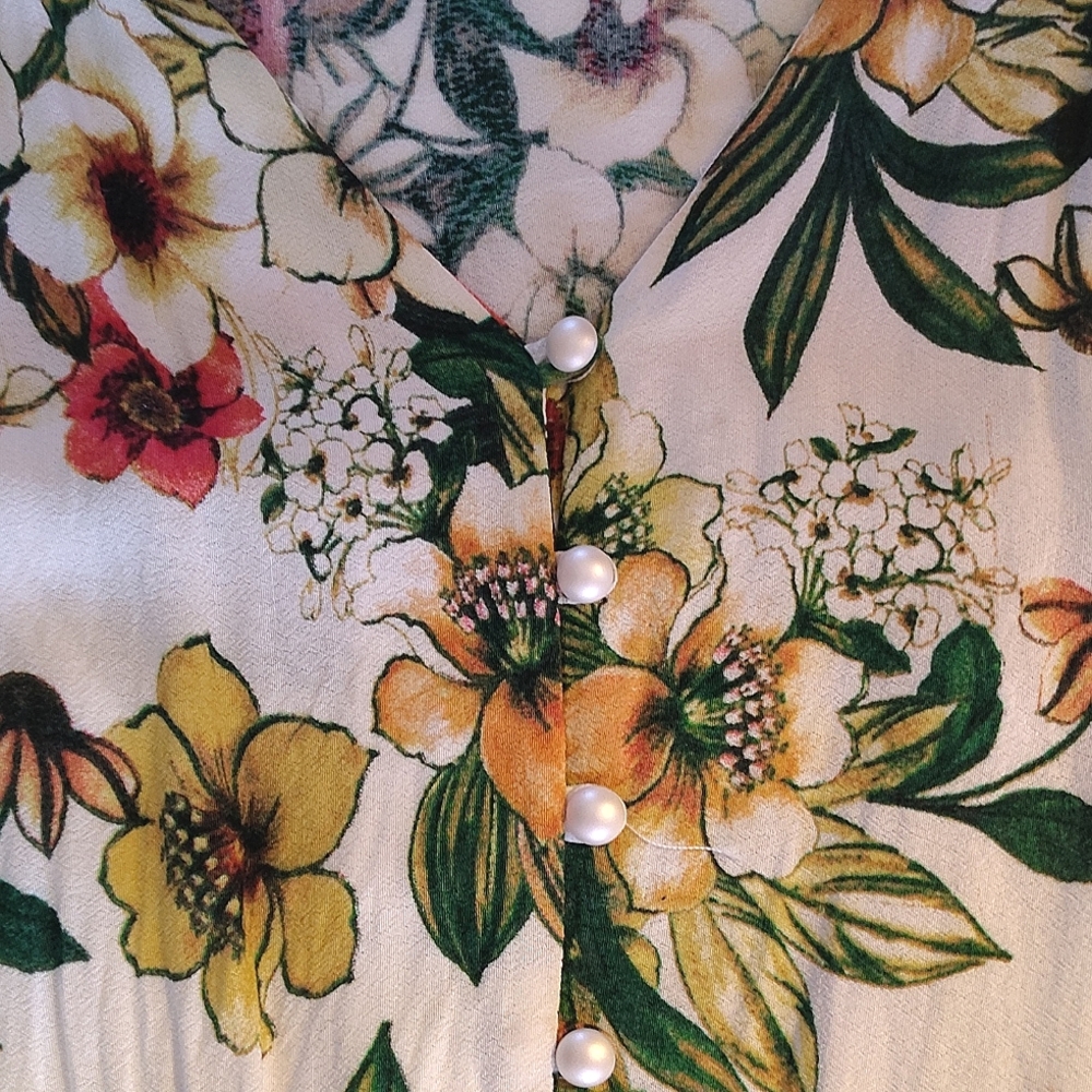 ECI Floral Maxi Dress - Red, Green, White - Picture 3 of 16